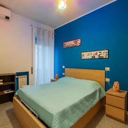 Guesthost - San Lorenzo Neighborhood Lovely Flat *