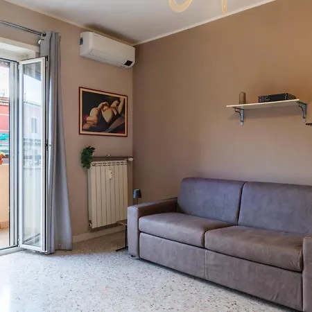 Guesthost - San Lorenzo Neighborhood Lovely Flat *