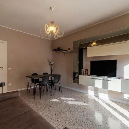 Apartamento Guesthost - San Lorenzo Neighborhood Lovely Flat Roma