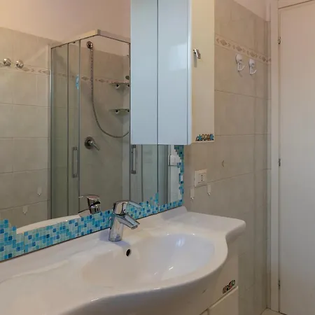 Apartamento Guesthost - San Lorenzo Neighborhood Lovely Flat Roma